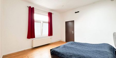 Appartement te huur in Liège voor € 600 met 1 slaapkamer - Photo 4