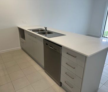 3 Bedroom Unit in Wondunna - Photo 4