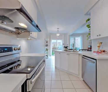 For Lease - 68 Hawkes Drive, Richmond Hill, Ontario - Photo 5