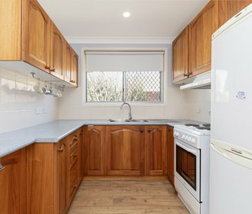 Lovely 2 bedroom unit in South Tamworth - Photo 3