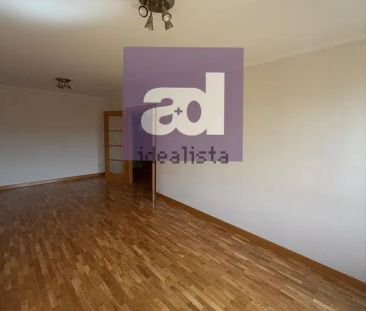 Alquiler de piso en Calle Pravia, 1 - Foto 1