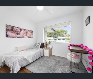 Properly Managed I Pristinely Renovated Family Home In Prime Location! - Photo 3
