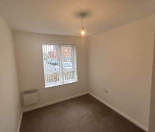 2 bedroom property to rent in Warrington - Photo 5