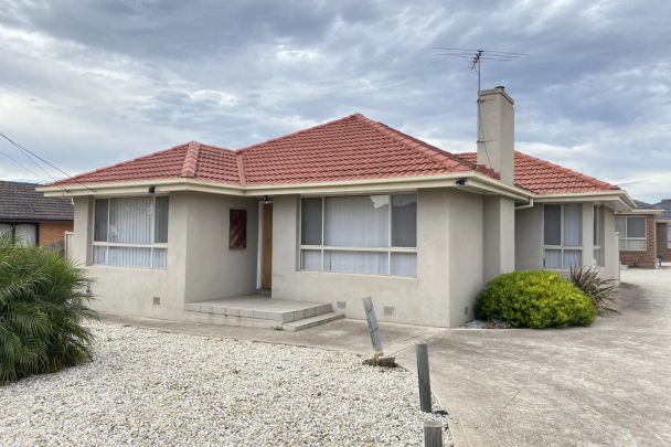 1/4 Winnington Street, Deer Park. - Photo 1