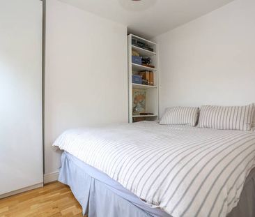 2 Bed Terraced House, Walton Road, E13 - Photo 5