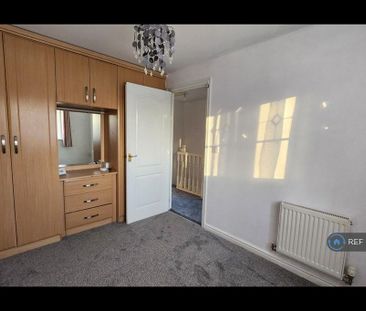 3 bedroom terraced house to rent - Photo 6