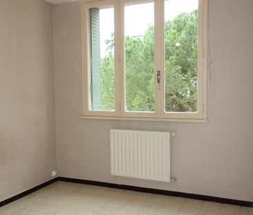 Location Appartement 2 pièces 40m² NIMES 30900 - Photo 5