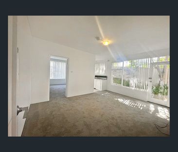 Well-Located One Bedroom Apartment - Photo 4