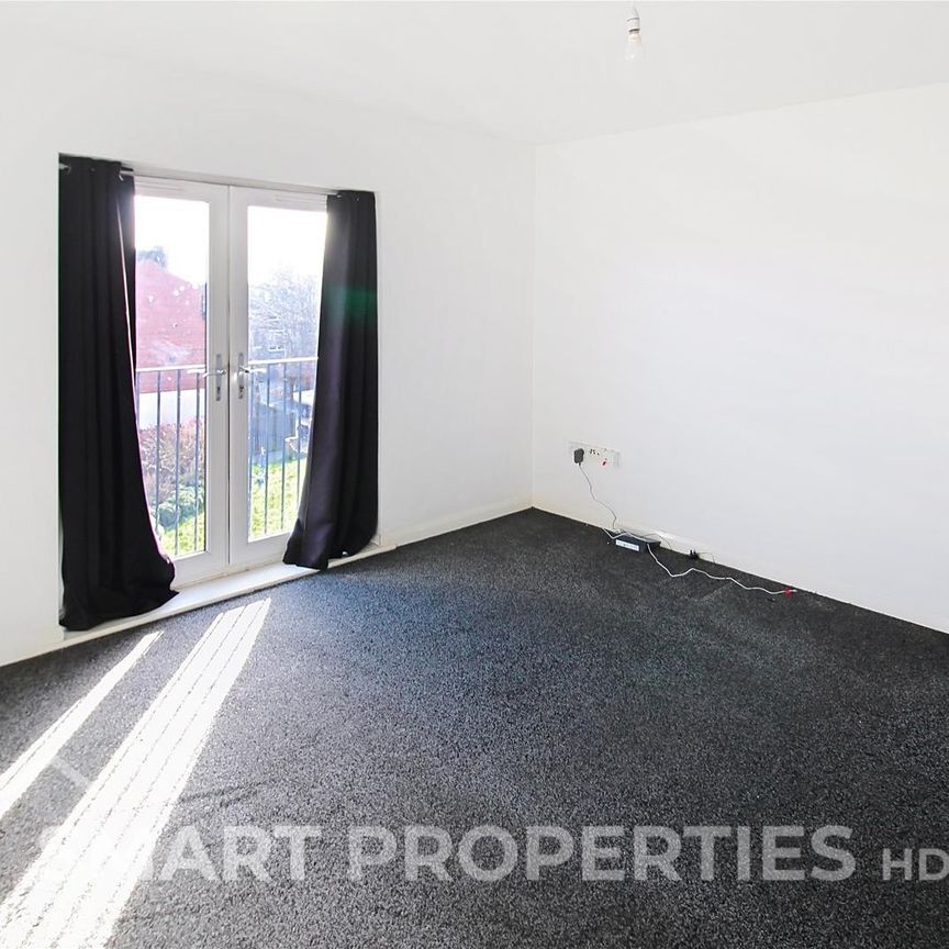 Mount Terrace, Halifax - Photo 1