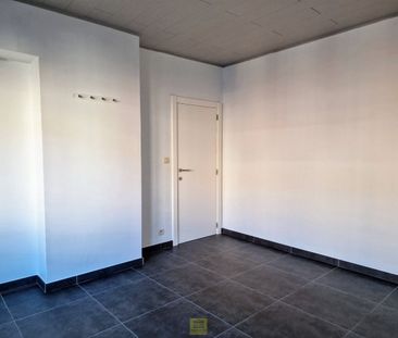 Appartement op 1e verdieping met autostaanplaats, op toplocatie in ... - Photo 3