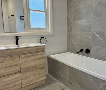 426 Pennant Hills Road, Pennant Hills NSW 2120 - House For Rent | D... - Photo 6