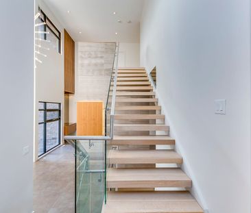 For Lease - 367 Stanfield Drive, Oakville, Ontario - Photo 6