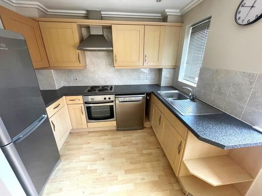 2 bedroom flat to rent - Photo 1