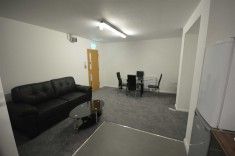 1 bed Room for Rent - Photo 1