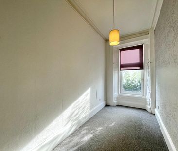 3 bedroom flat to rent - Photo 5
