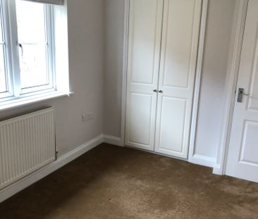 Great Location Two Bedroom Mews House to Rent in Stevenage - Photo 3