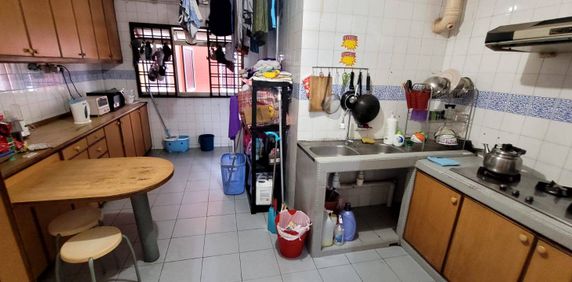 4 Bedroom HDB_EXECUTIVE at Bedok - Photo 2