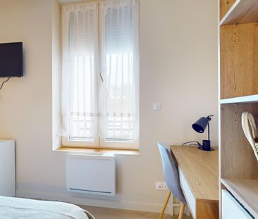 BACQUENOIS F Roommate 3 Bedrooms at Reims - Photo 6