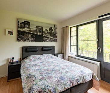 Licht appartement met twee slaapkamers en garagebox - Photo 2