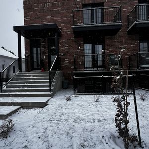 Magnifique 4 ½ Completement Neuf à Louer - Photo 2