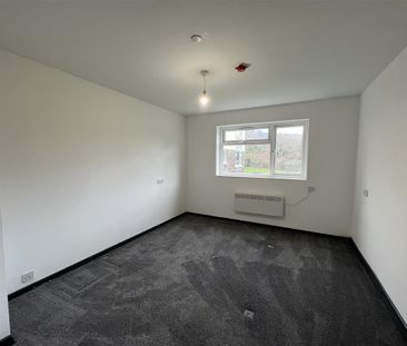 High Street, Cwmgwrach, NEATH - Photo 2