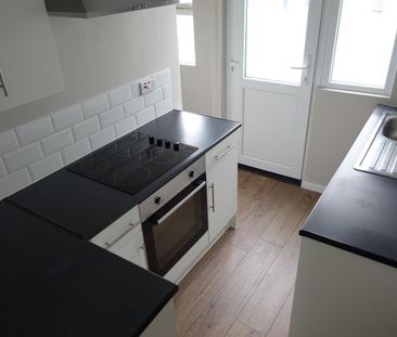 3 bedroom House To Let Total Size: 1023 SQ FT - Photo 5