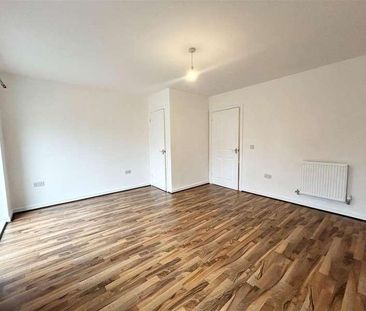 Rhodfa'r Celyn, Parc Derwen Coity, Bridgend, CF35 - Photo 2