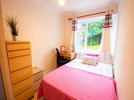 5 bedroom house to rent - Photo 3