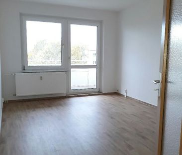 3-Raumwohnung sucht ruhige Mieter! - Foto 2