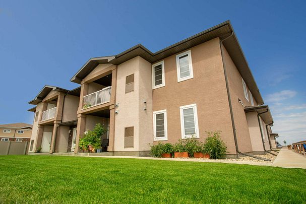 Chester Court Condos - Photo 1