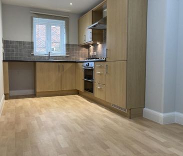 3 bedroom terraced house to rent - Photo 6
