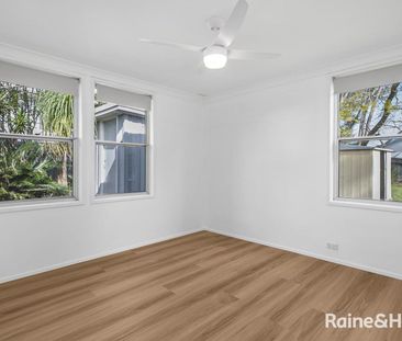 Charming Renovated Family Home for Lease in Booragul - Photo 1