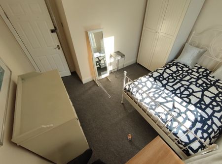 Room in a Shared Flat, Mount Pleasant Road, N17 - Photo 2