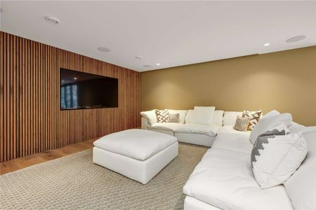 Stylish newly built detached property located 0.4 miles from Surbiton Station. - Photo 3