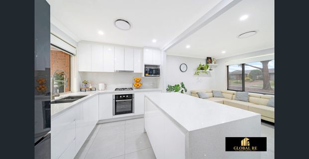 Solid 3-Bedroom Home In The Heart Of Hinchinbrook - Photo 1