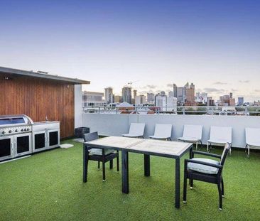 Fully Furnished - Photo 4