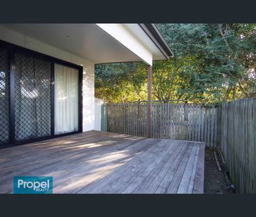 12A Darryl St, Loganlea, Qld 4131 - Photo 1