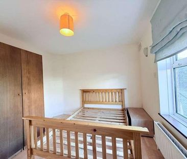 Wolsey Grove, Edgware, HA8 - Photo 6