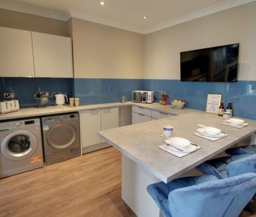 1 bedroom in a house share to rent - Photo 4