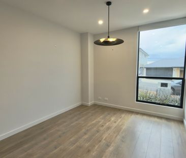 109 Buchanan Drive, Woodforde - Photo 3