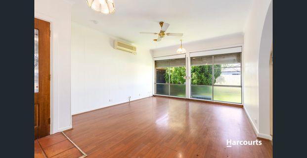 3 bedroom gem in a great location! - Photo 1