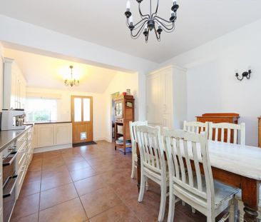 6 bedroom detached house to rent - Photo 5