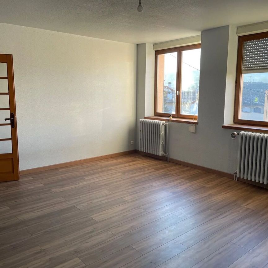 Location Appartement 3 pièces 75 m2 à Lavelanet - Photo 1