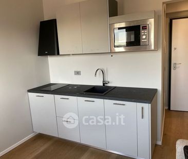 Monolocale in Affitto in zona Guastalla, Palestro a Milano - Photo 1