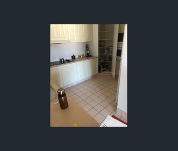 18/12 Dalpura Street, Chevron Island, Qld 4217 - Photo 6