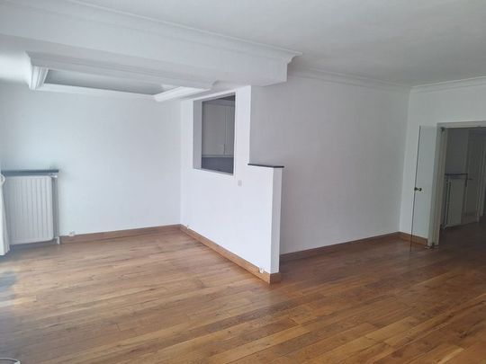 Appartement te huur - Photo 1