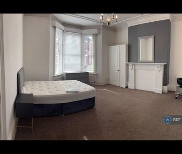 8 bedroom terraced house to rent - Photo 6