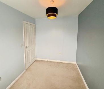 4 bedroom terraced house to rent - Photo 3
