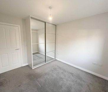 Apt 1, 3 Loughan Hall, Dundonald, Belfast, BT16 2FN - Photo 3