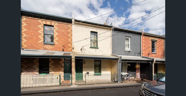 Richmond living! - Photo 1